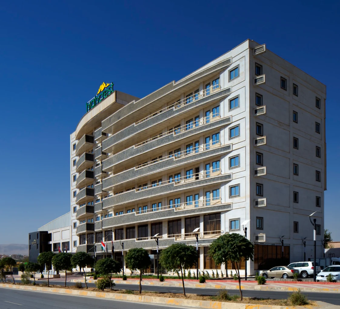 هۆتێل هایکرێست (Highcrest Hotel)